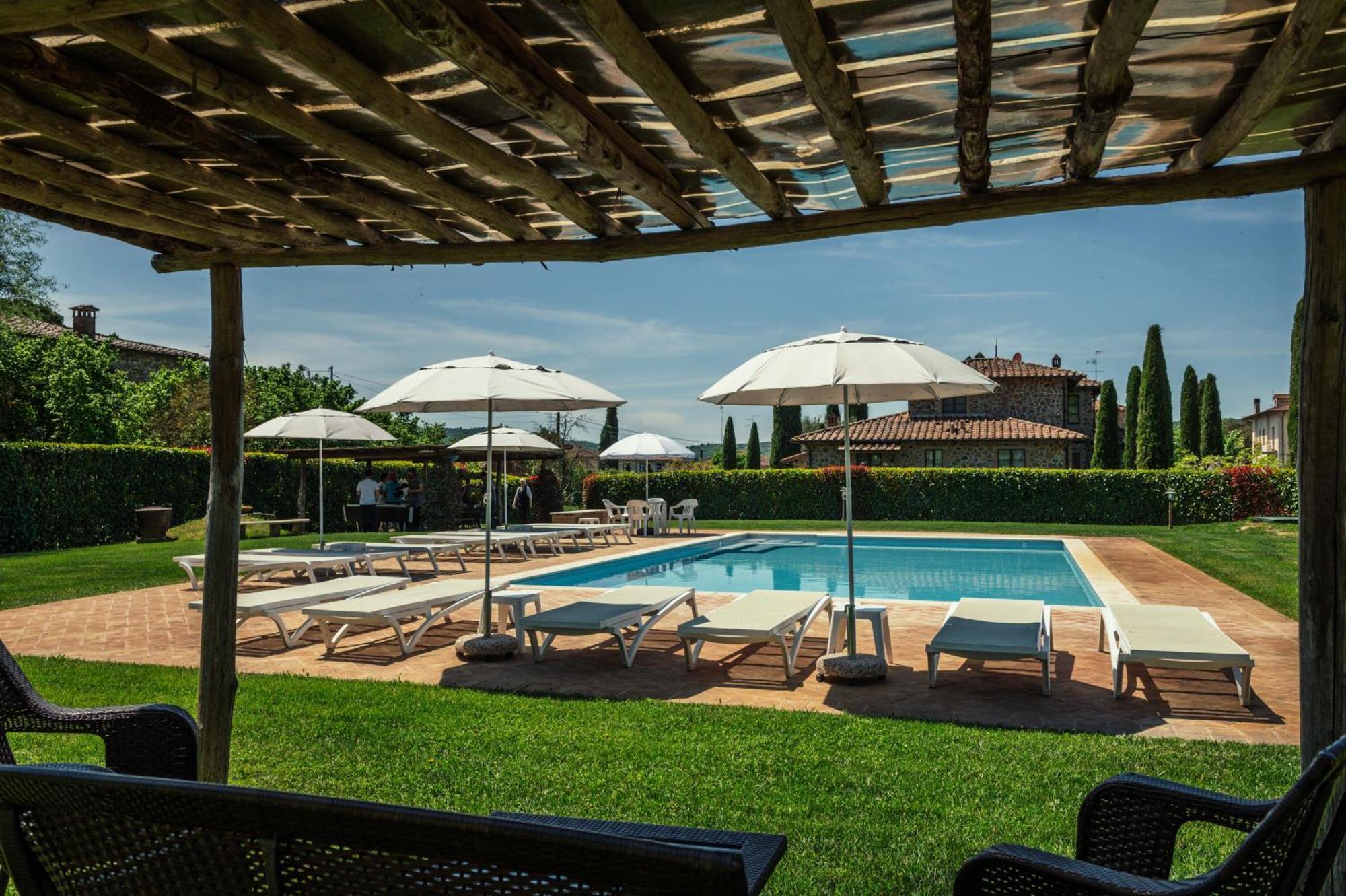 Agriturismo Casal Gheriglio Lucignano Exterior photo