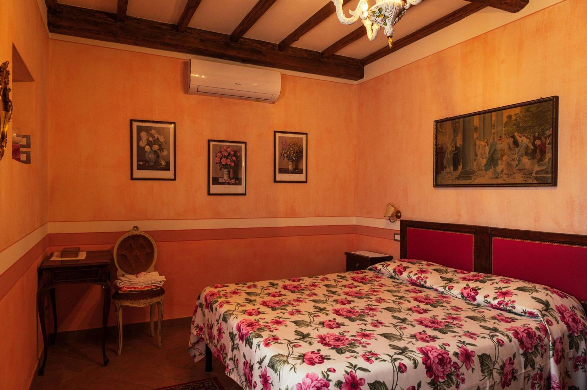 Agriturismo Casal Gheriglio Lucignano Exterior photo