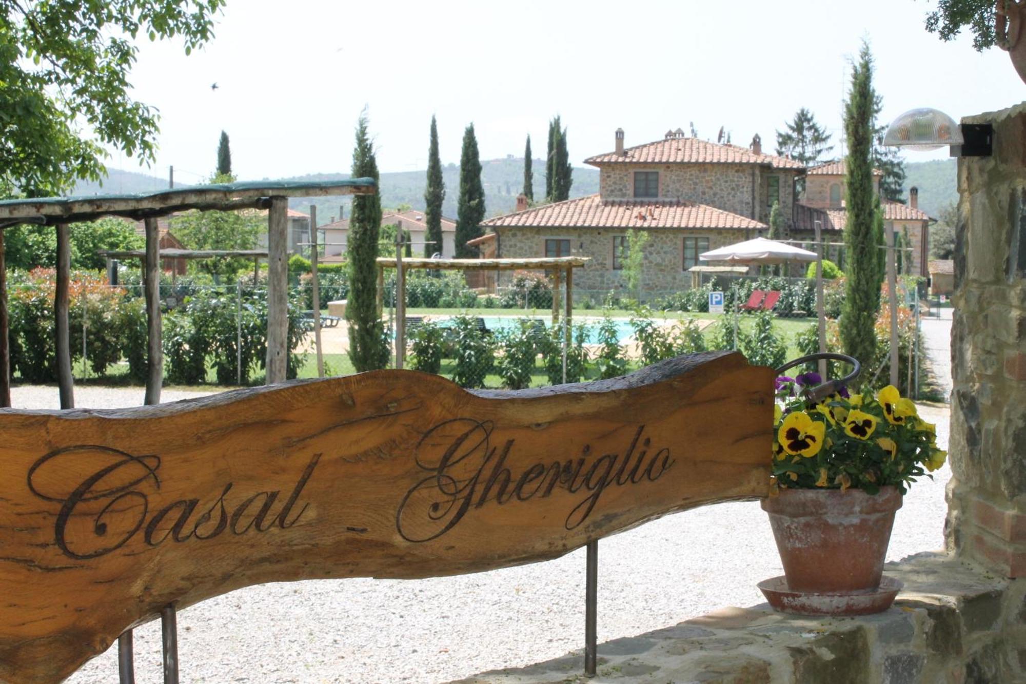 Agriturismo Casal Gheriglio Lucignano Exterior photo